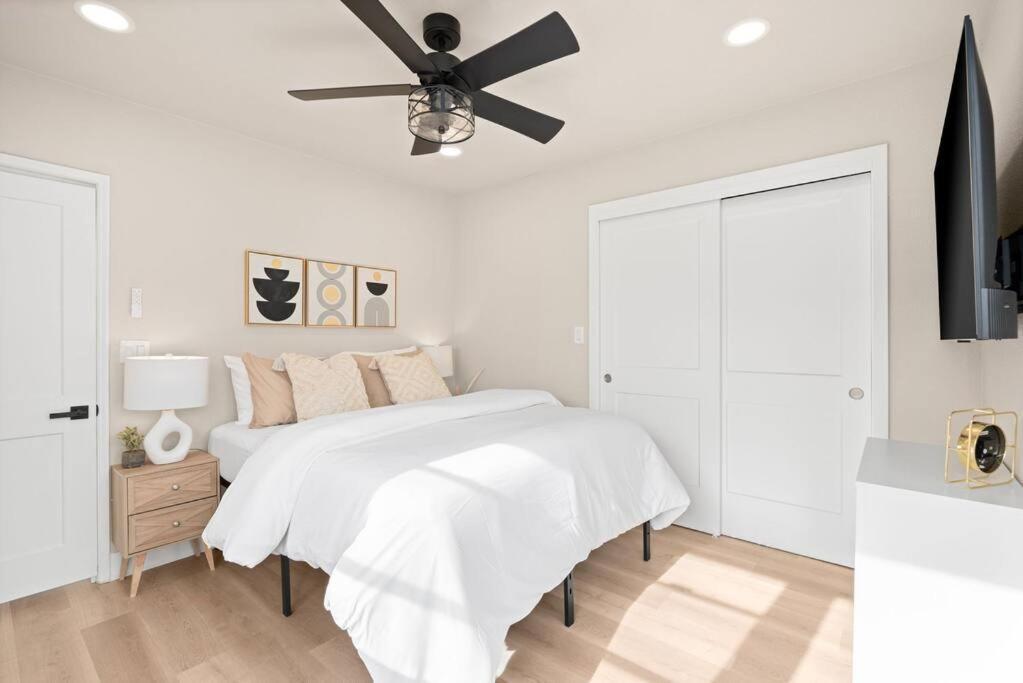 Downtown Lodi L Renovated L 5 Bedrooms L Sleeps 10 Εξωτερικό φωτογραφία