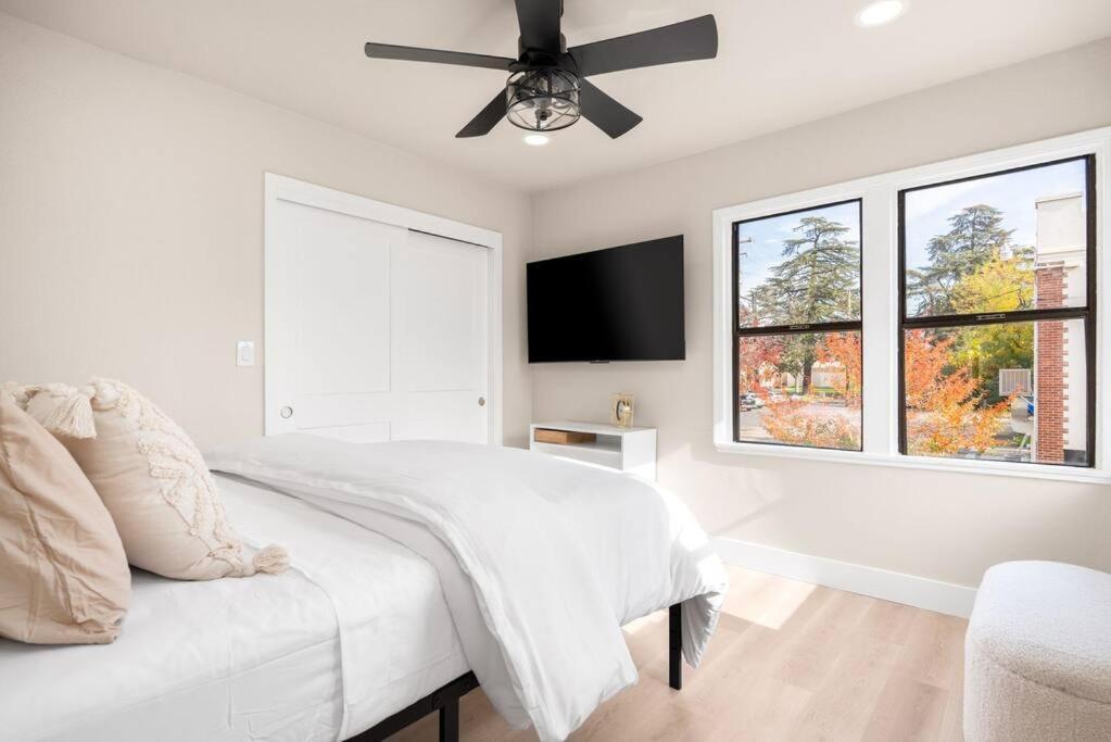 Downtown Lodi L Renovated L 5 Bedrooms L Sleeps 10 Εξωτερικό φωτογραφία